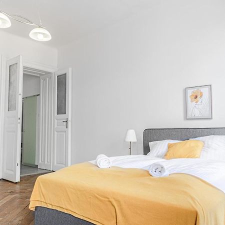 4 Great Apartment Akh - Ideal For Groups Of 19 Wien Eksteriør bilde